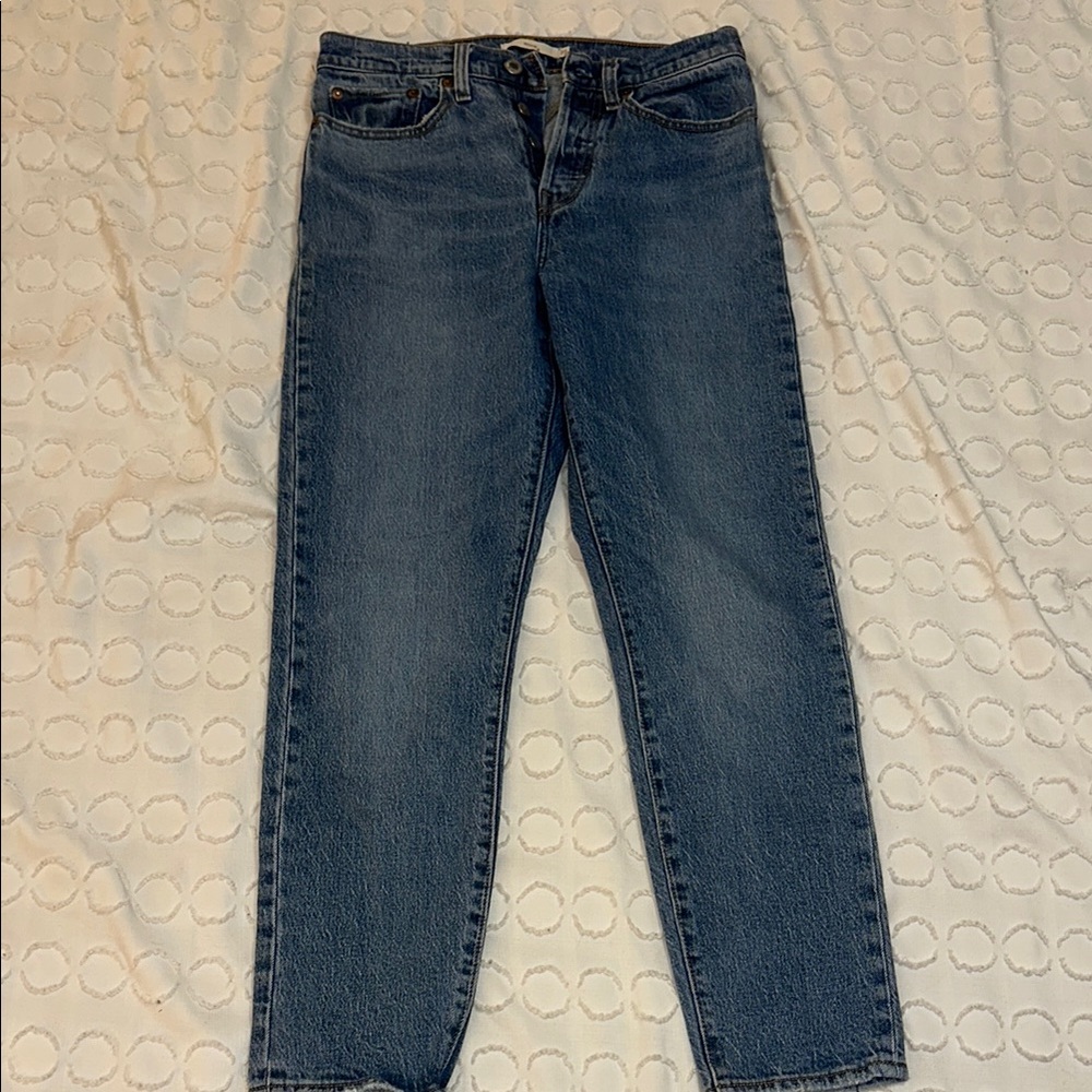 Levi’s women’s Wedgie straight Jeans